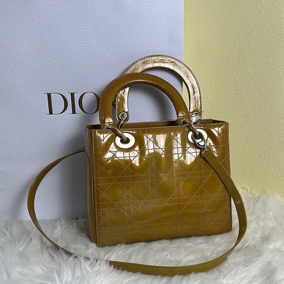 💯Authentic Lady Dior Small Handbag🍀 - Picture 8 of 17